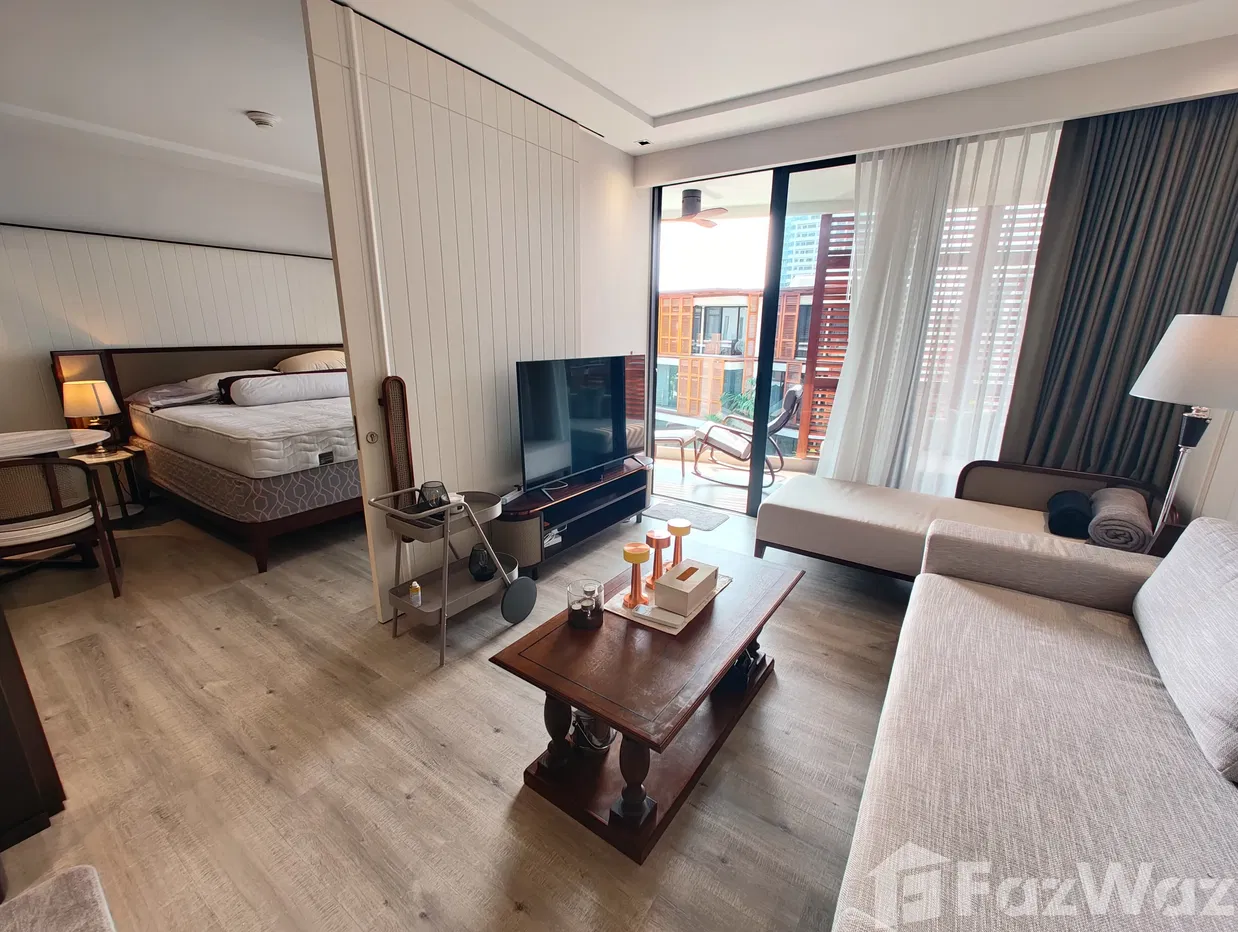 picture Amazing unit with Seaview - 2/28