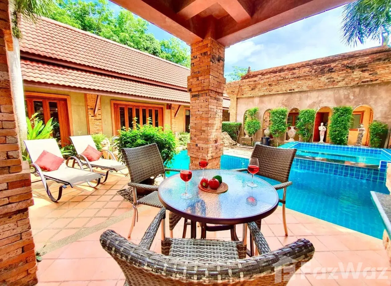 picture Stunning Balinese - Style Villa For Sale - 4/24