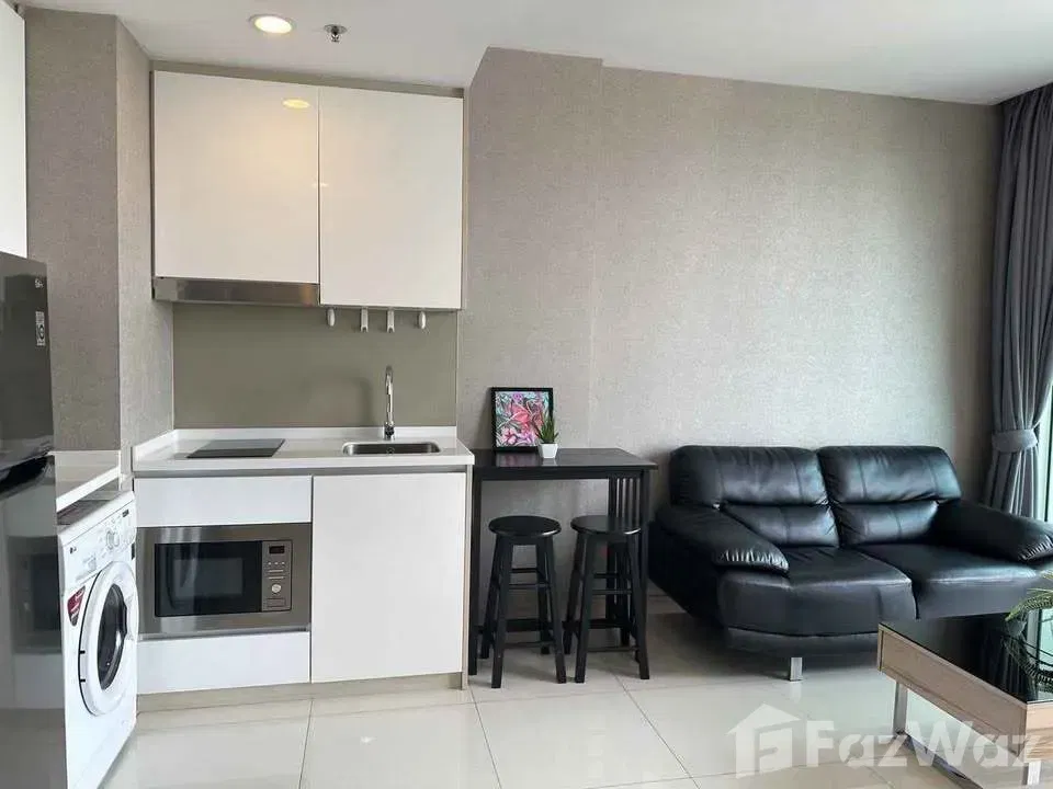 picture Stylish 1-Bedroom at The Riviera Wongamat – Luxury - 2/11