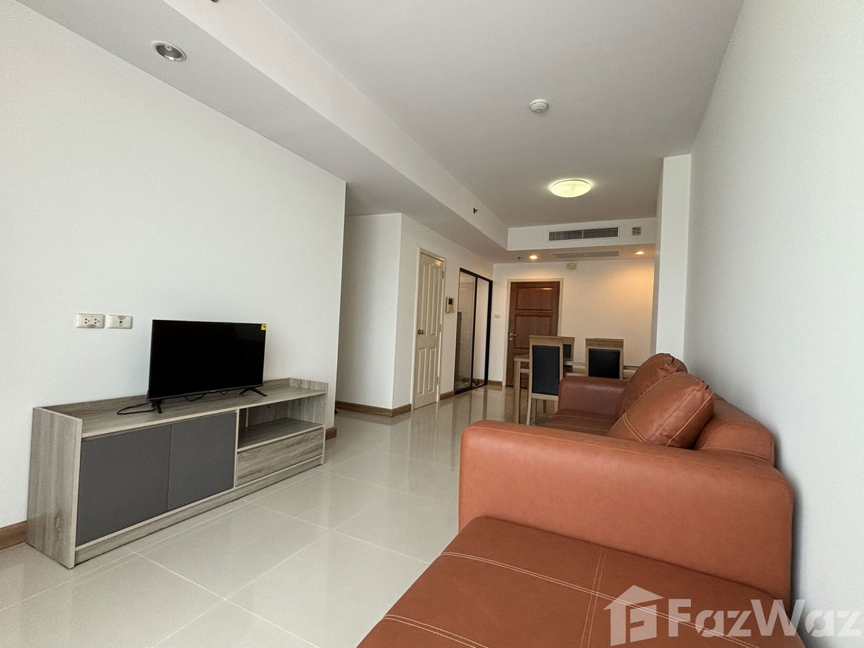 picture Almost new with easy access to the gym and swimming pool - 2/7