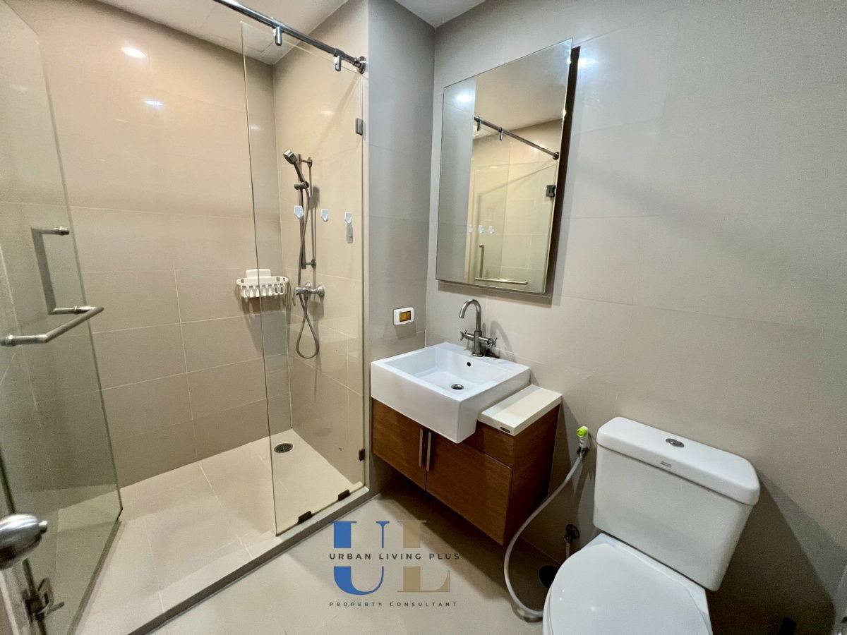 picture ( U20250813300  ) ✨BEST PRICE ONLY 15K Tel/Line 096-2479369✨ , FOR RENT !! HIVE TAKSIN 1 bedroom 1 bathroom 40 Sq.M. High floor,  Hot deal - 5/8