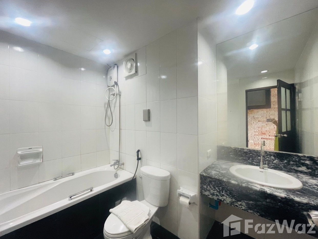 picture 2 Bedroom Condo for sale at Patong Tower - 5/13