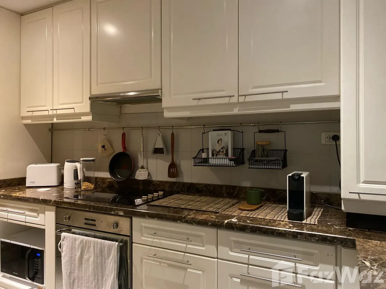 picture 2 Bedroom Condo for sale at Somkid Gardens - 2/10