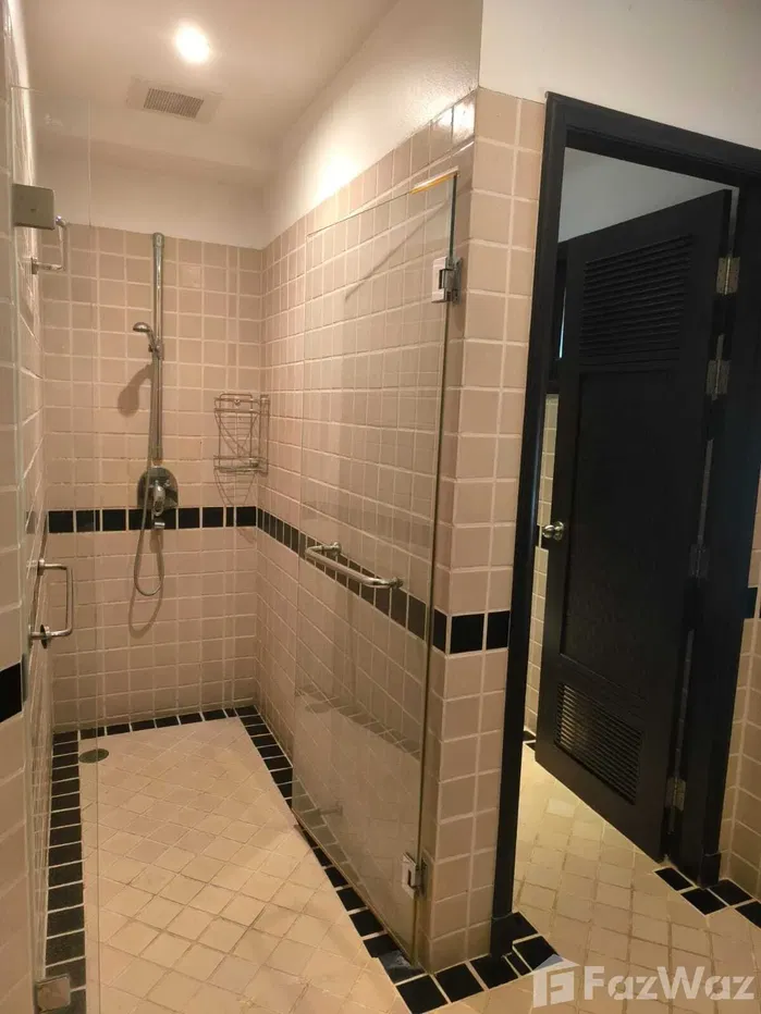 picture Large 3 Bedroom apartment with Beach access - 29/36