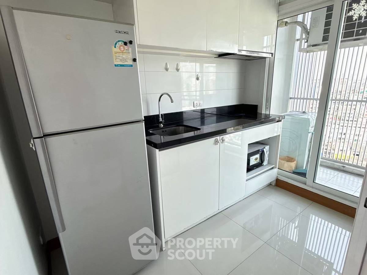 picture 2-BR Condo at The Bloom Sukhumvit 71 near BTS Phra Khanong (ID 2250539) - 8/14
