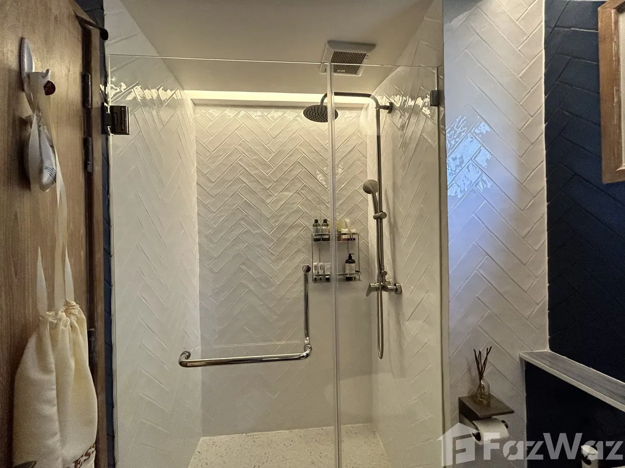 picture New - Fully Renovated 2 Bedroom unit at Baan Sansaran 1993776 - 10/19