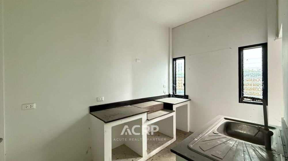 picture For Sale: 2-Storey Detached House at Serene Kanlapaphruek – Spacious Home at a Special Price! - 10/18