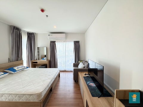 For rent LUMPINI PLACE Rama 3 - RIVERINE 27 sq m. with furniture 10,000 baht