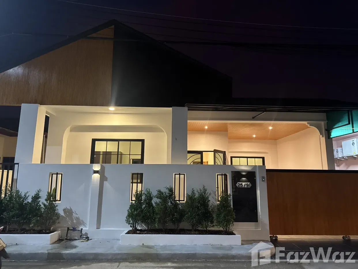 picture Renovated 3BR Semi-Detached House in Prime Chalong Location - 10/24