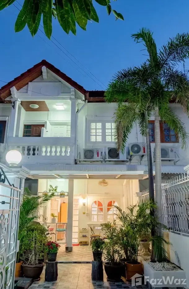 picture 2 Bedroom Townhouse for sale in Nong Kae, Prachuap Khiri Khan - 1/17