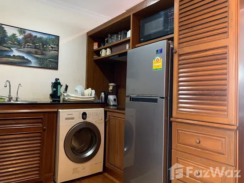 picture Fantastic priced Beachfront Sea view unit condo for Sale - 4/18