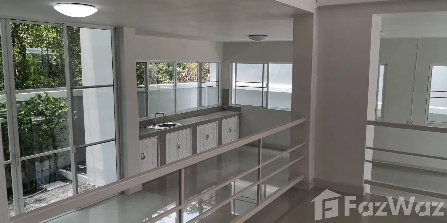 picture 4 Bedroom House for sale in Saen Saep, Bangkok - 3/51