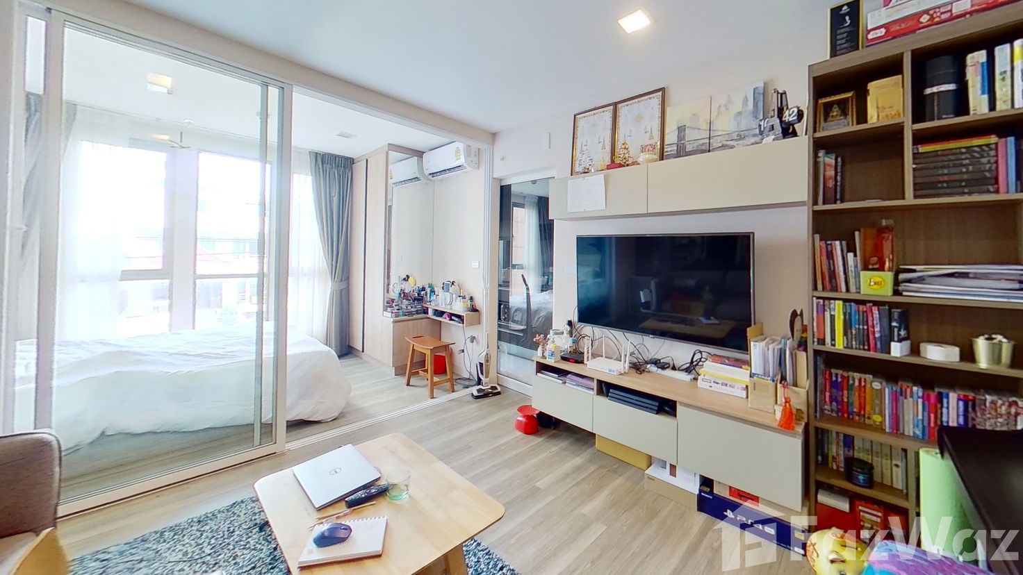 picture A lovely and cozy room!! - 2/8