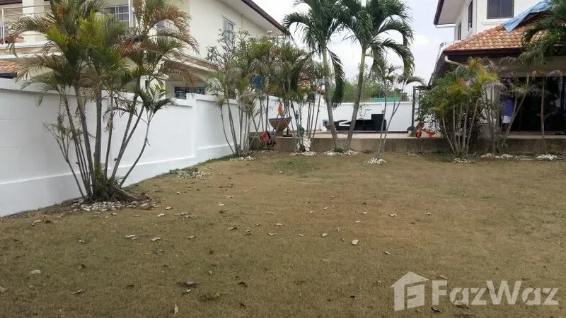 picture 4 Bedroom Villa for sale at Lakeside Court - 4/48