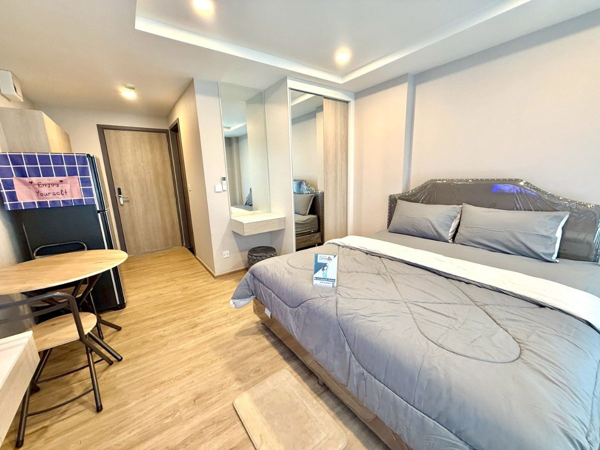 รูป Studio  ตึกใหม่กริบแฮมตันเวสต์ เพียง7500 บาท ชั้น5 เตียง6ฟุตเฟอร์ครบ มีเครื่องซักผ้า  คุ้มมาก/มีห้องให้ชมจริง - รูปที่ 2/24