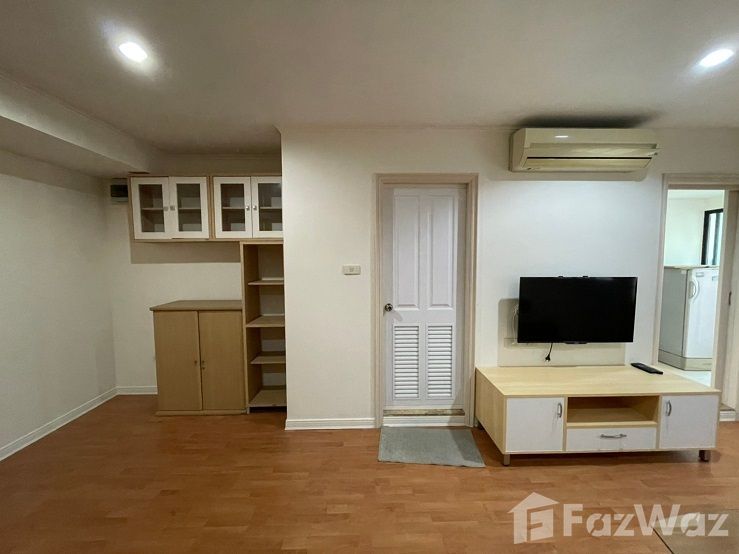 picture 1 Bedroom Condo for sale at Lumpini Ville Phahol-Suthisarn - 2/7
