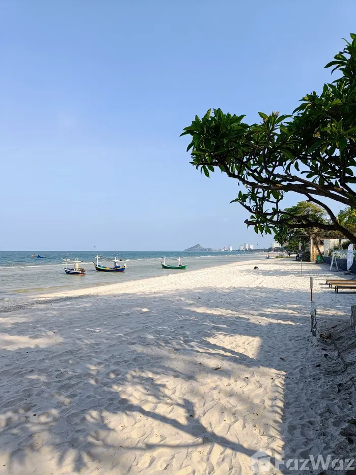 รูป Becah Front Condo Beautiful Beach 1057556 - รูปที่ 16/18
