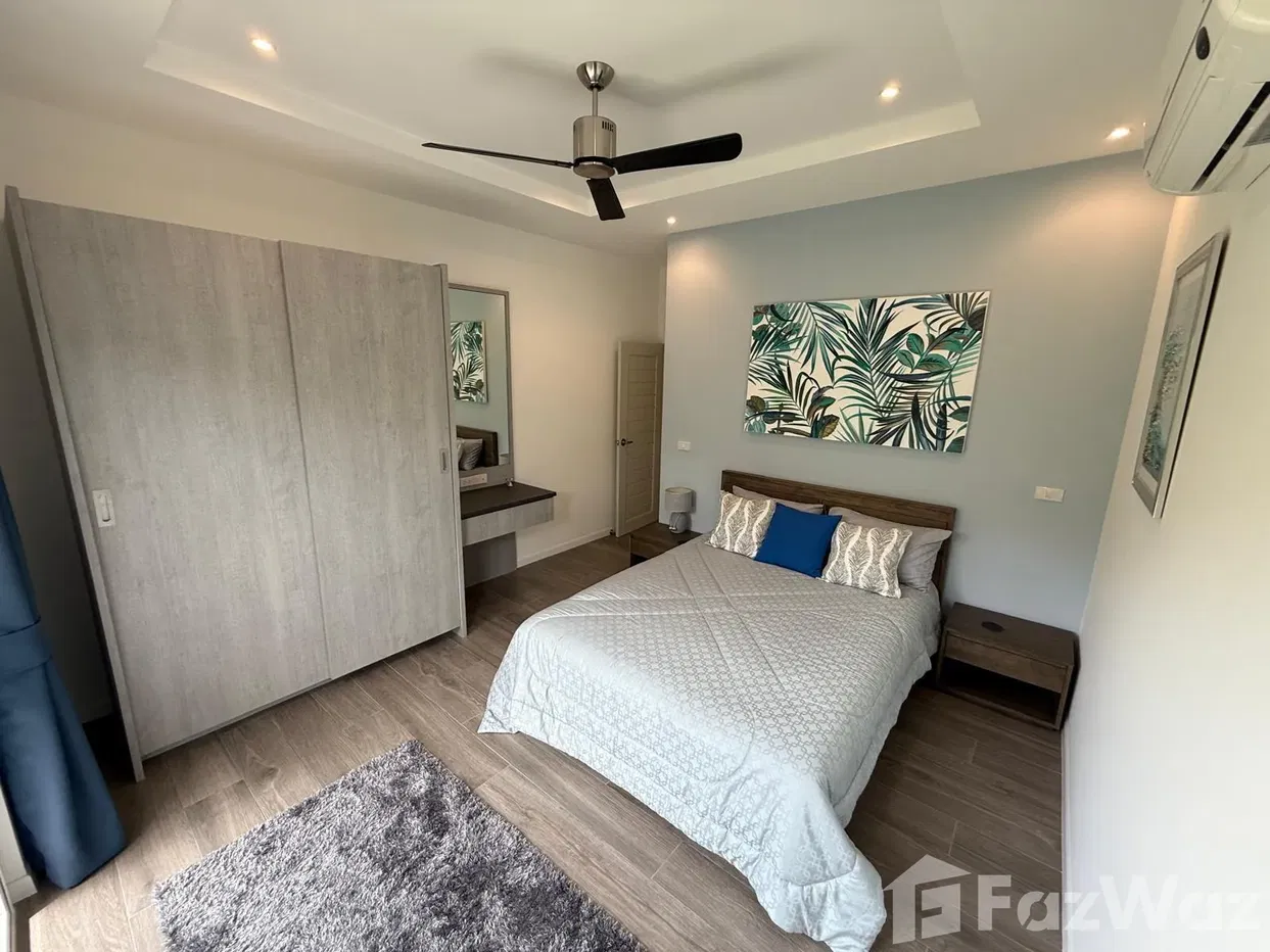 picture Spacious 3 bed 2 bath Home with Scenic Views and Privacy - 31/50