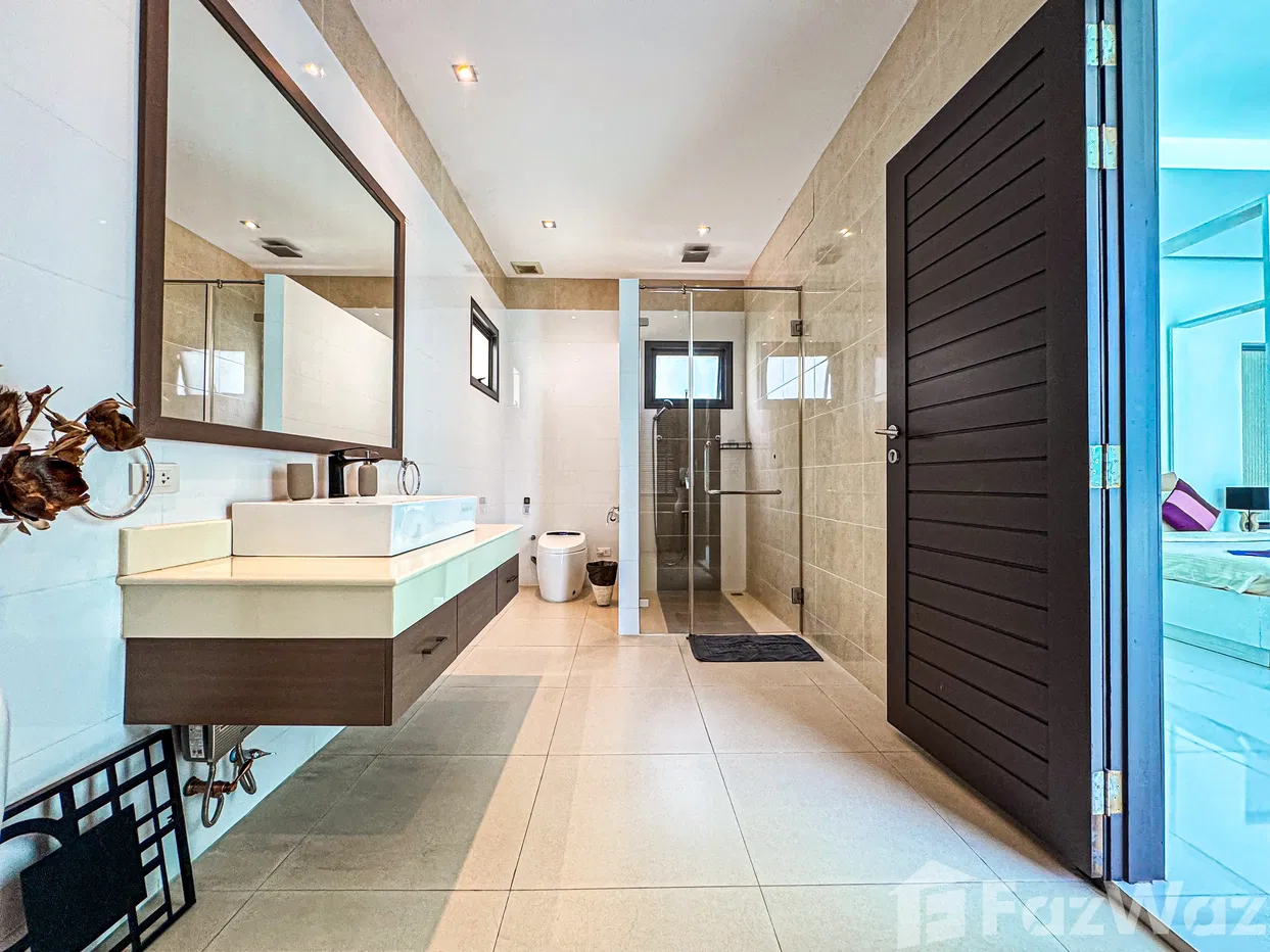 picture 4 Bedroom Villa for sale in Rawai, Phuket - 11/76