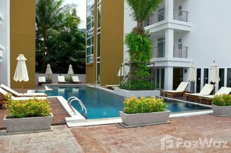 picture Foreign freehold Penthouse with 4 bedrooms in Patong beach - 25/26