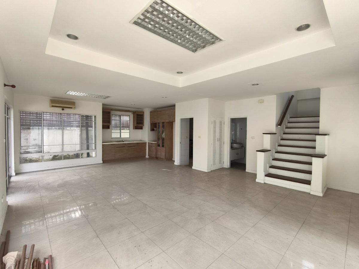 picture Affordable gem on Ratchaphruek Road!! Spacious single house for sale at Sivalee Pinklao–Sathorn, 71.3 sq.wah, right next to The Crystal. - 7/22