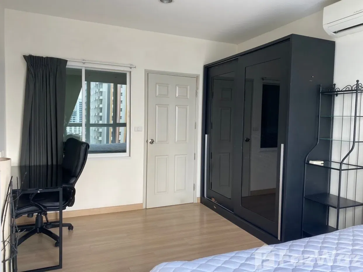 picture 1 Bedroom at Life Sathorn 10 - 17/18