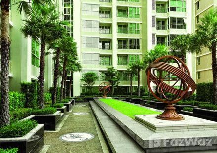 2 Bedroom Condo for sale at The Address Chidlom