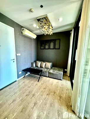 Condos for sale Central Pattaya Road : 1 Bedroom Condo for sale at The Base Central Pattaya