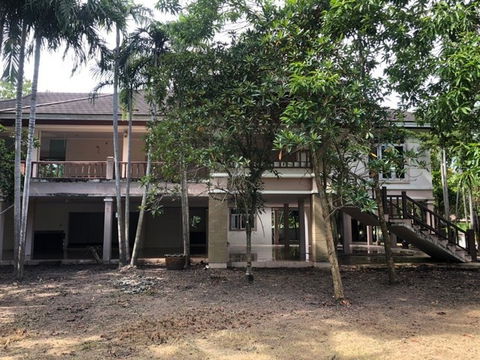 FOR SALE  HOUSE PROPERTY  12681000 BAHT.