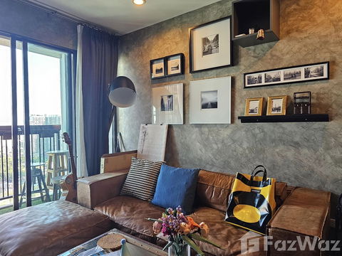 2 Bedroom 2 Bathroom Corner condo for rent