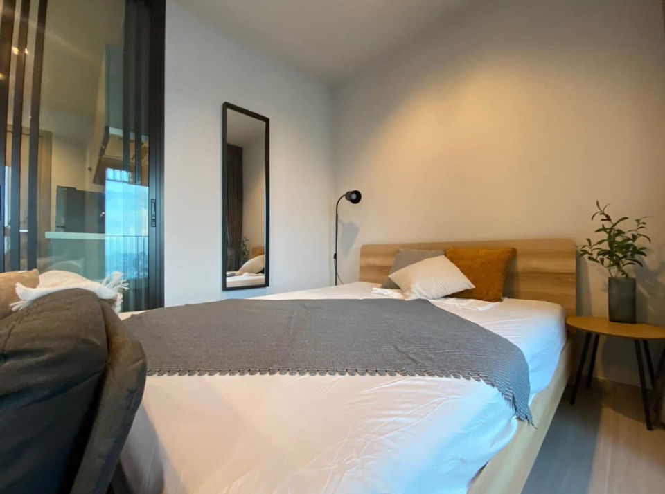 picture #R5687  🎉 130868 Condo for rent  Life Asoke - Rama 9 - 2/8