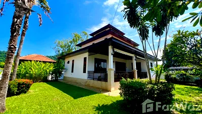 Houses for sale Khao Tao, Prachuap Khiri Khan : 3 Bedroom Villa for sale at Manora Village I