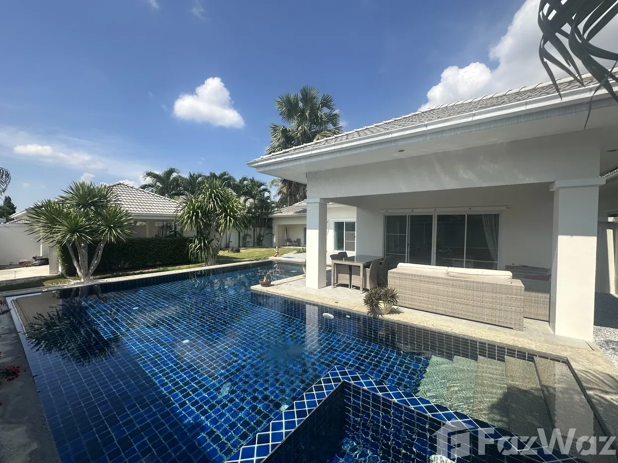picture Large Private 4 Bedroom Pool Villa with Guest House - 6/31