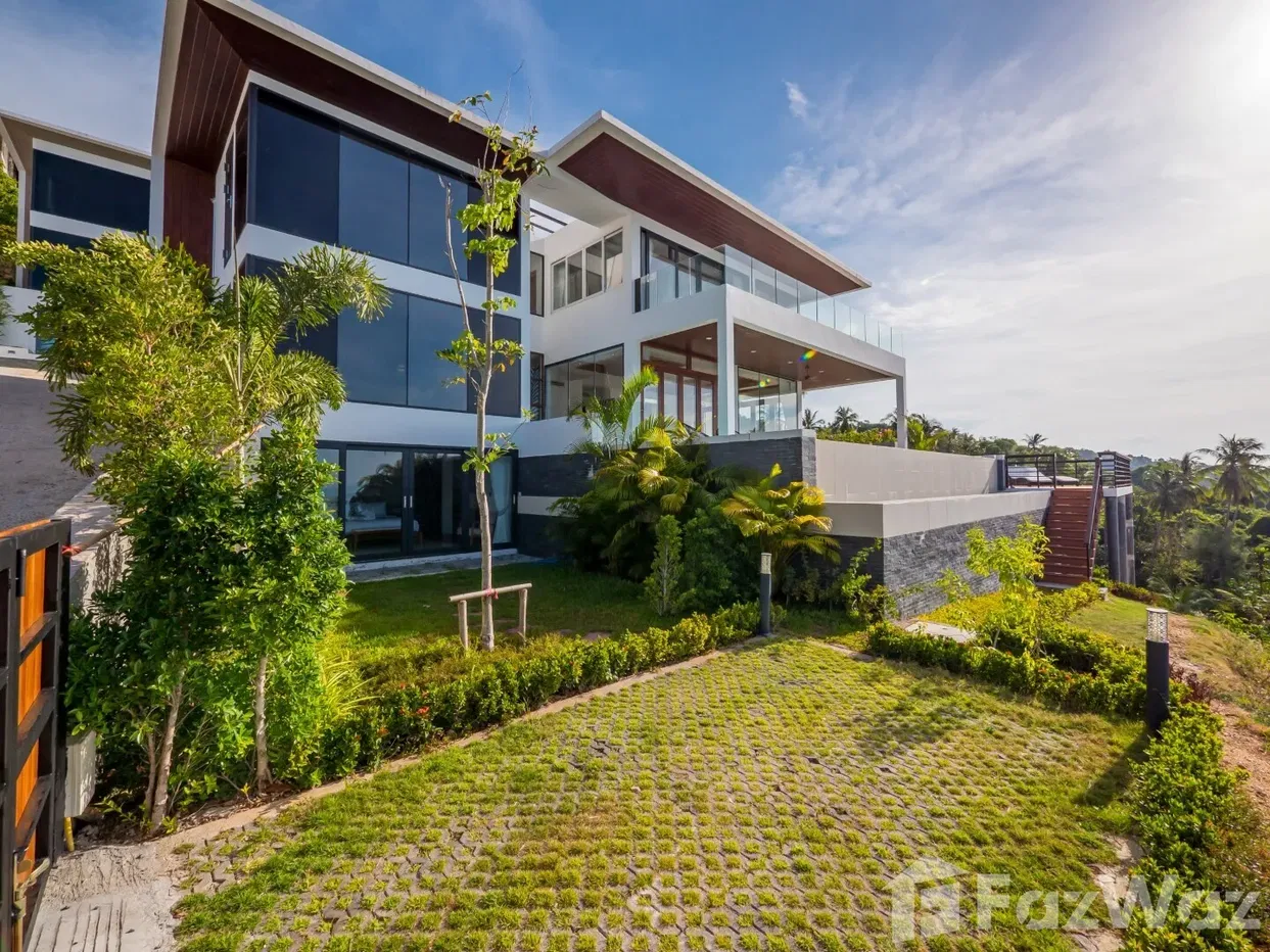 picture Modern 4 Bedroom Villa with Stunning Seaviews - 38/41