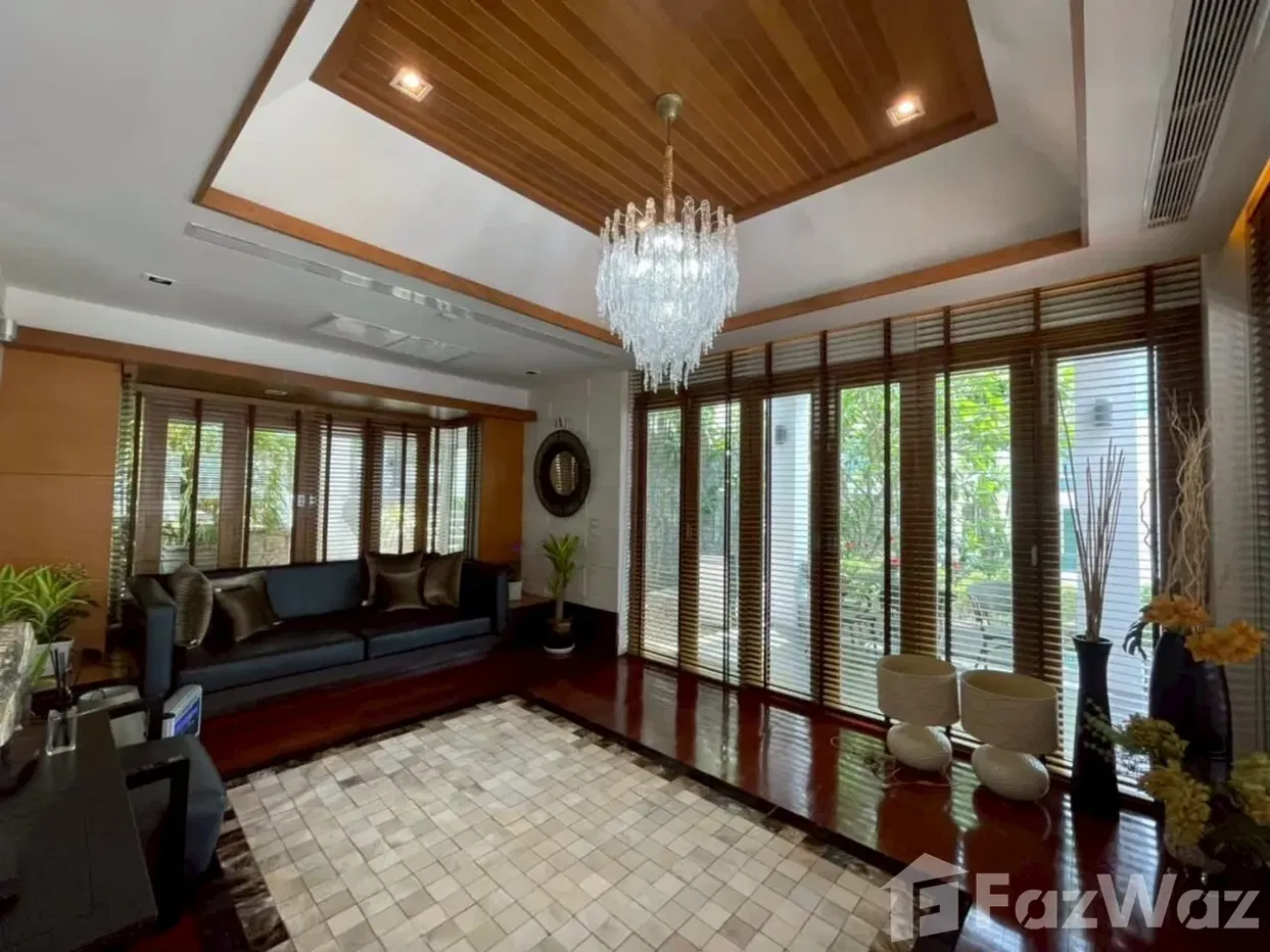 picture 5 Bedroom Villa for sale in Na Kluea, Chon Buri - 9/11