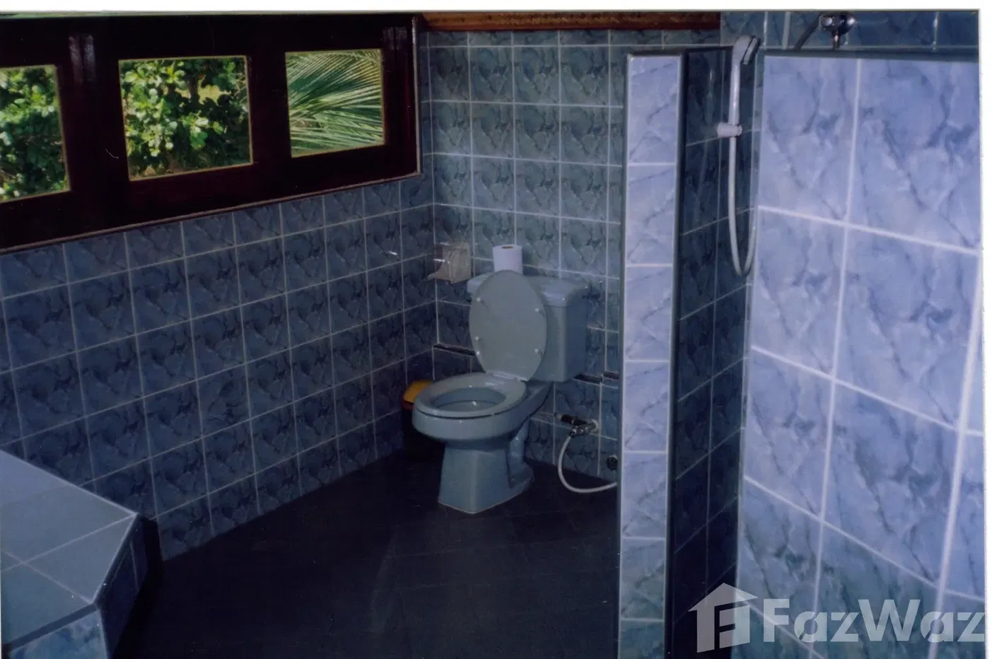 picture Sea View Villa with Renovation Potential - 8/17