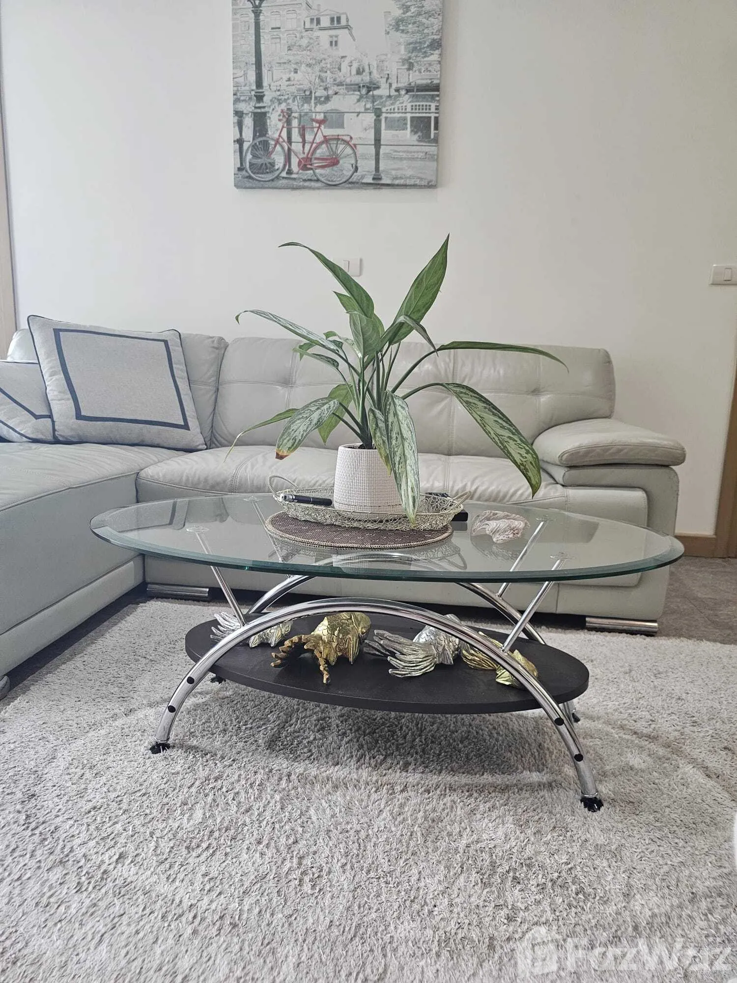 Spacious 2 bed Freehold condo with Semi Private Garden 5363341 - image 2