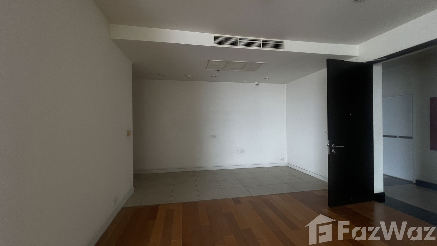 picture Two Bedrooms Condo for sale - 6/17