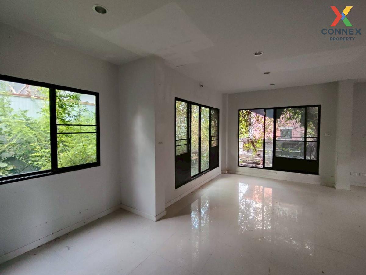 picture For Sale House , Warabodin Rangsit Klong 3 , wide frontage , Khlong Sam , khlong Luang , Pathum Thani , CX-122035 ✅ Live chat with us ADD LINE @connexproperty ✅  - 12/12