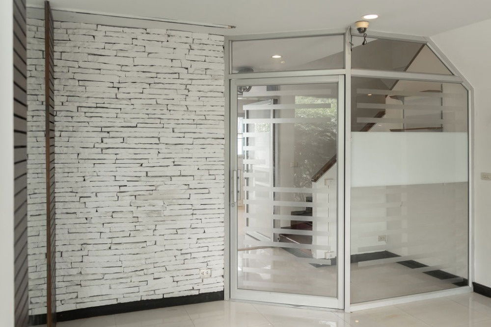 picture Home office, Soi Lat Phrao Wang Hin, suitable for living or office use. Interested? Call 063-384-4228 to make an appointment to view. - 14/14
