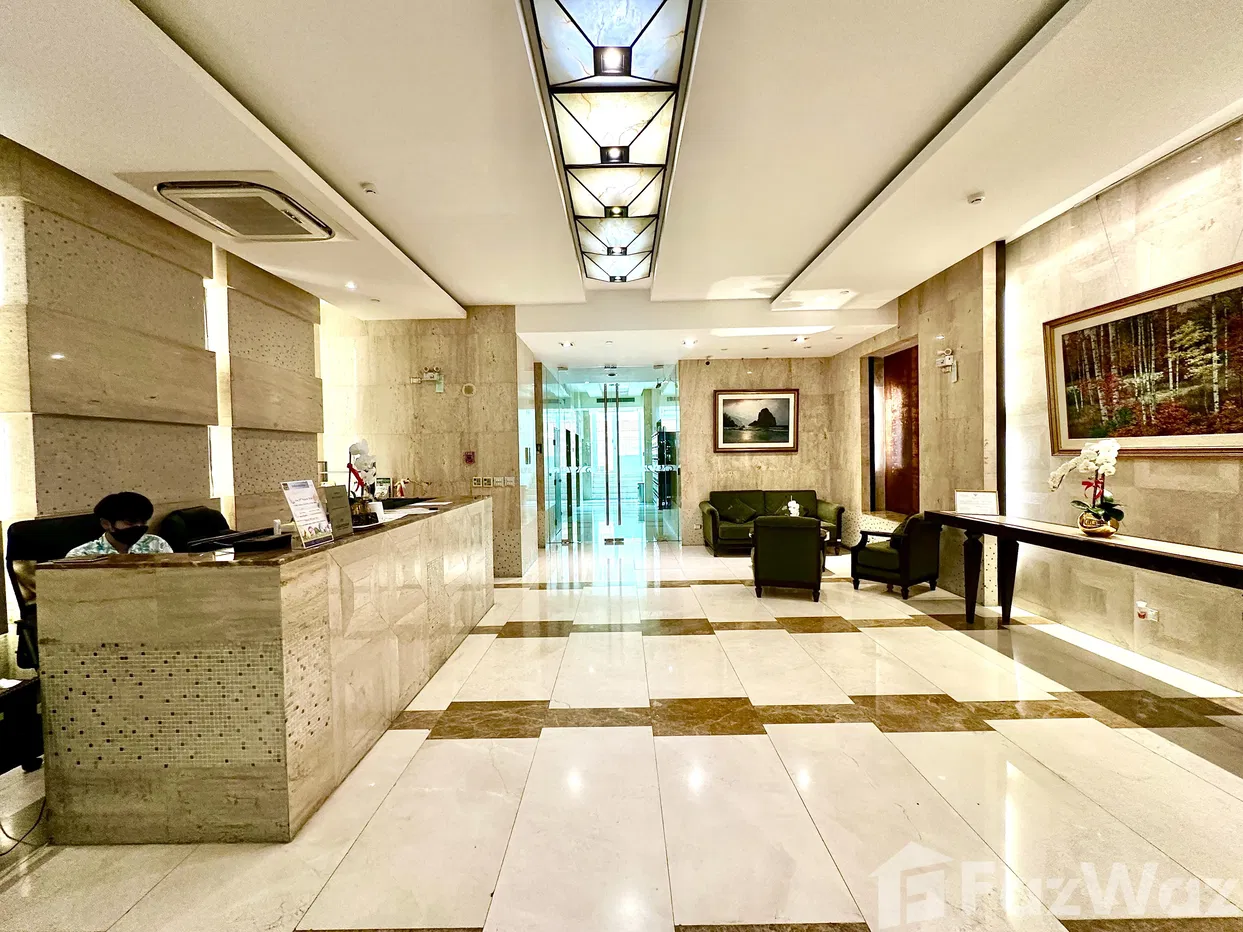 picture Sukhumvit 24 Luxury Condo with 1 unit per floor 4 Bed 5 Bath - 22/24