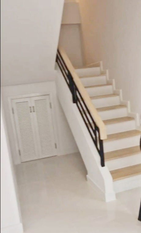 picture Two-story townhouse for rent in Rung Ruang Villa Village, Lam Luk Ka Khlong 3, Pathum Thani. - 6/8
