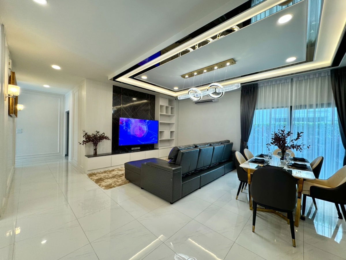 picture For Rent The City Bangna - A Luxurious Corner House on the Main Road. - 5/24