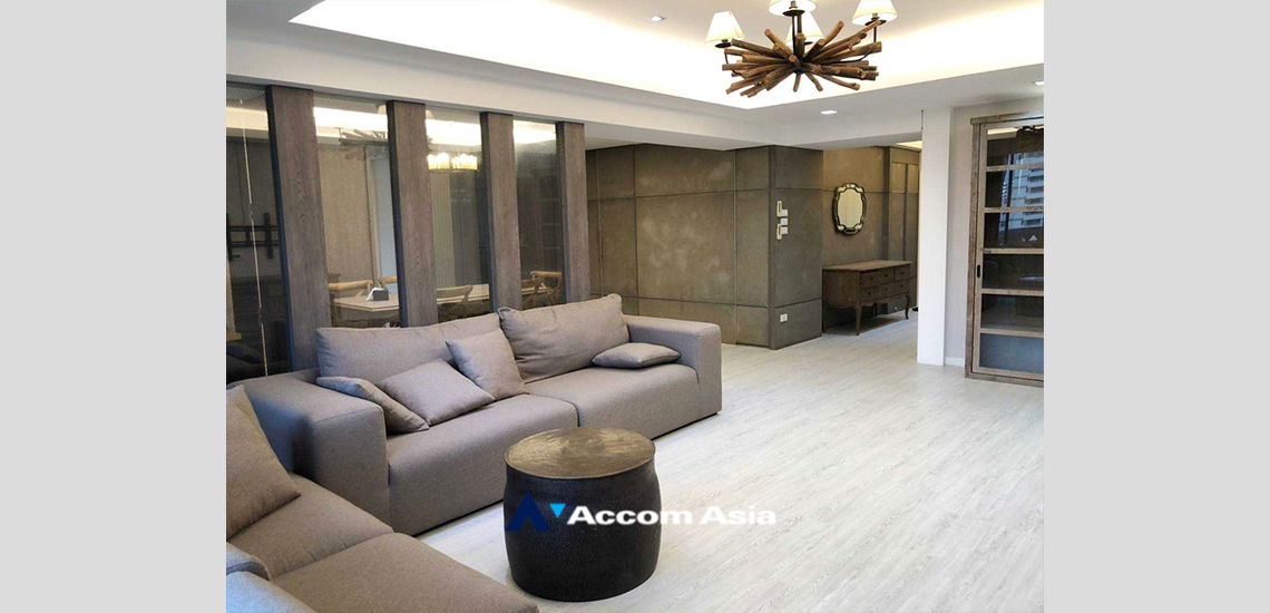 รูป 🔼🔽 AccomA 📩 Royal Castle - รูปที่ 2/11