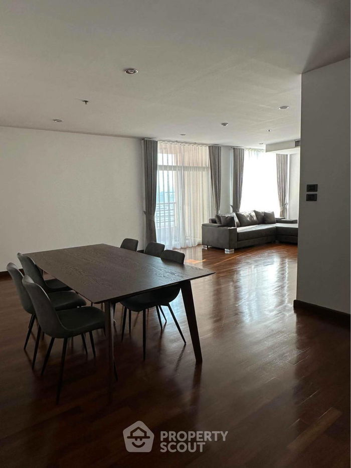picture 3-BR Condo at Grand Langsuan Condominium near BTS Ratchadamri (ID 1311789) - 2/6