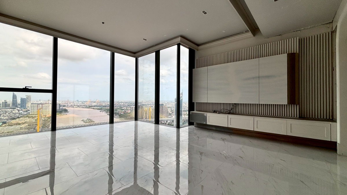 picture For sale: 5 bedrooms, 307 sq m., spacious unit at Canapaya Residences - 17/44
