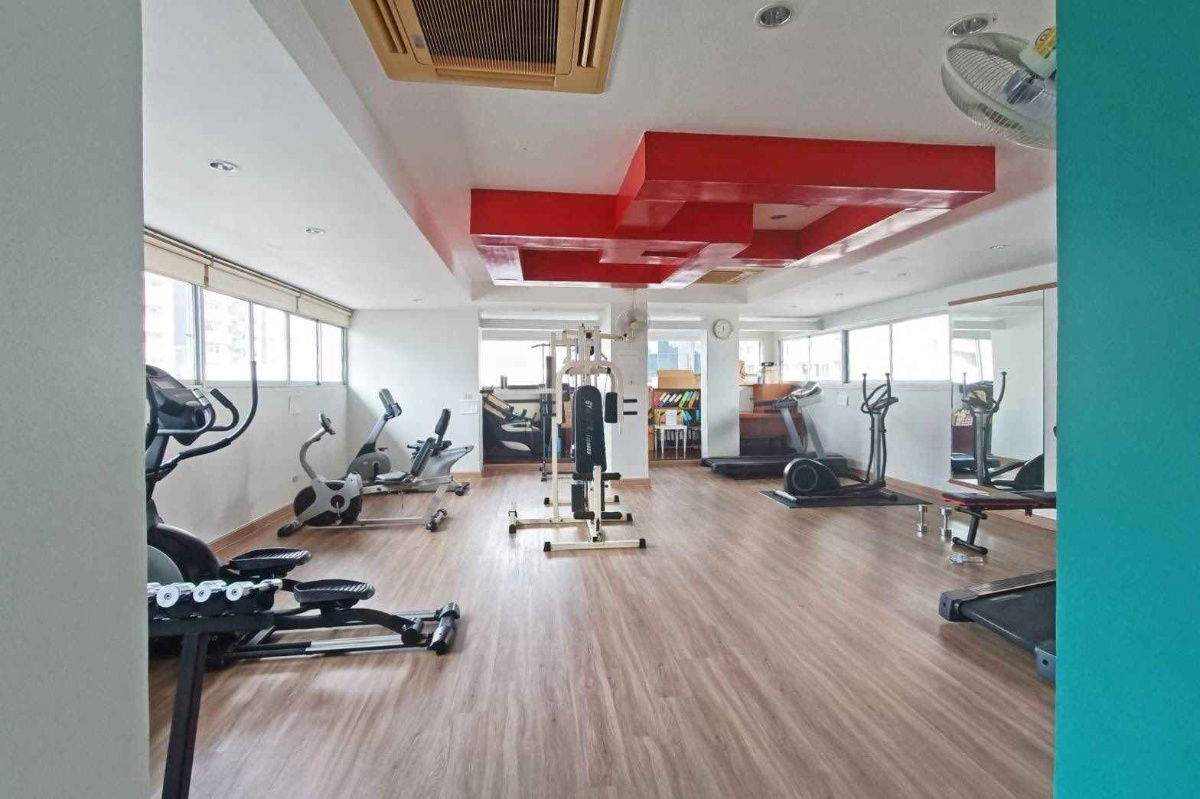 picture Urgent Sale – Luxury Duplex Penthouse on Sukhumvit 24, 300m from BTS Phrom Phong - 20/20
