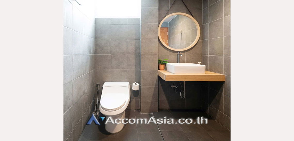 picture 🔼🔽 AccomA 📩 Big Balcony,Garden View,Home Office 5 BR House in Khlong Ton Nuea (AA30419) - 12/14