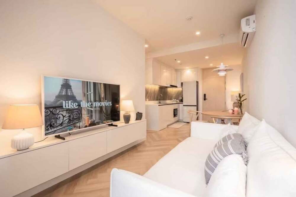 picture 🔥 For Rent !! Pet Friendly !! 🔥 Code C20250800019..........Maru Ekkamai 2, 2 bedroom, 2 bathroom, high floor, furnished, ready to move in 📣📣 - 2/8
