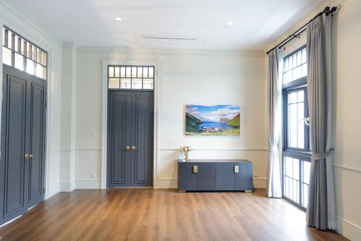 picture Luxury 3-Storey Riverside Home at Suan Eak Lek Park, Lam Luk Ka – Near Thupatemi Golf Course - 13/23